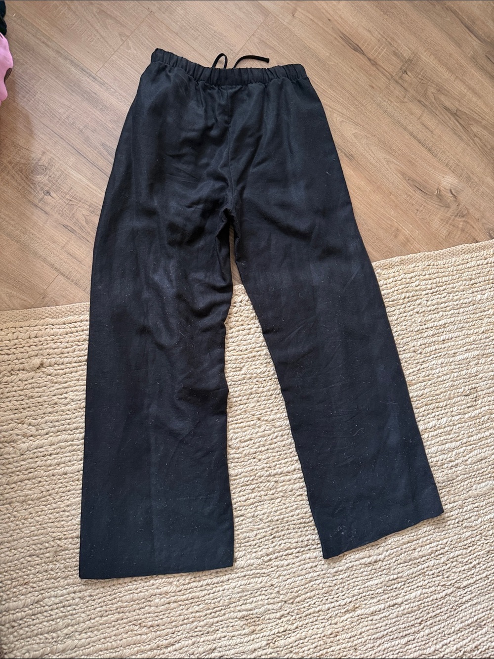 Wilfred Black Wide-Leg Drawstring Linen Sweatpants - Picture 3 of 3